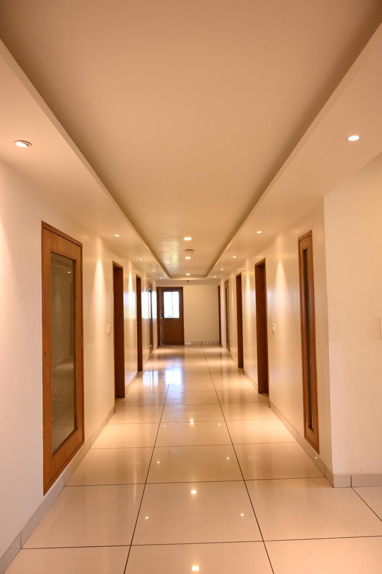 Srijan Inn Ābu Road Esterno foto